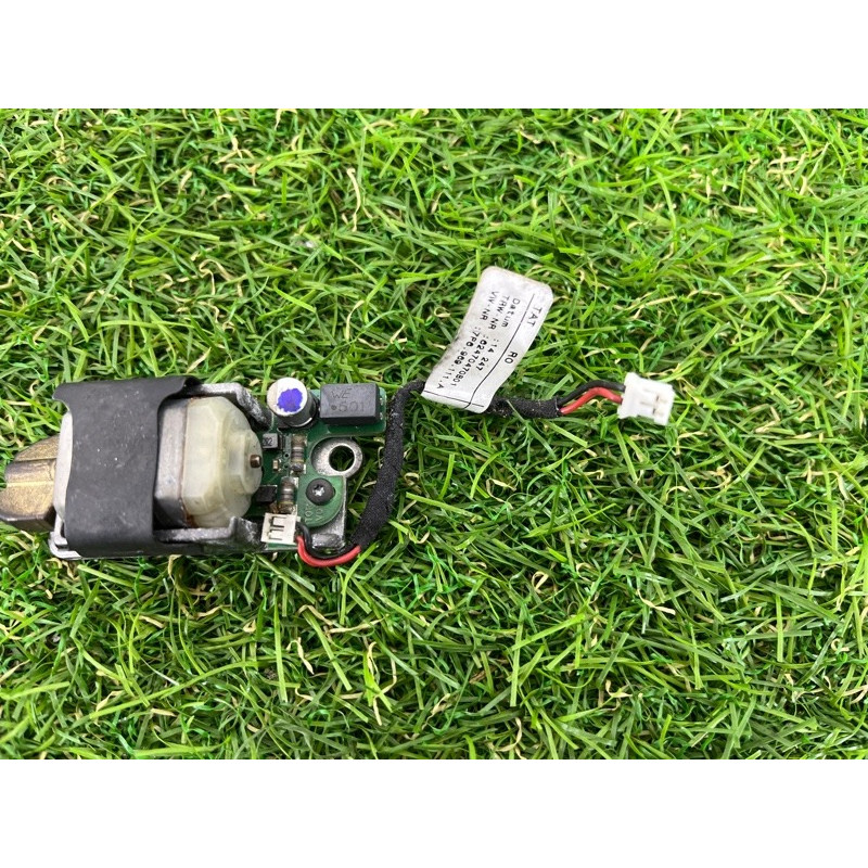 Моторчик вибрации руля (электрика) Volkswagen Touareg FL 2015 3.6 7P6959111A