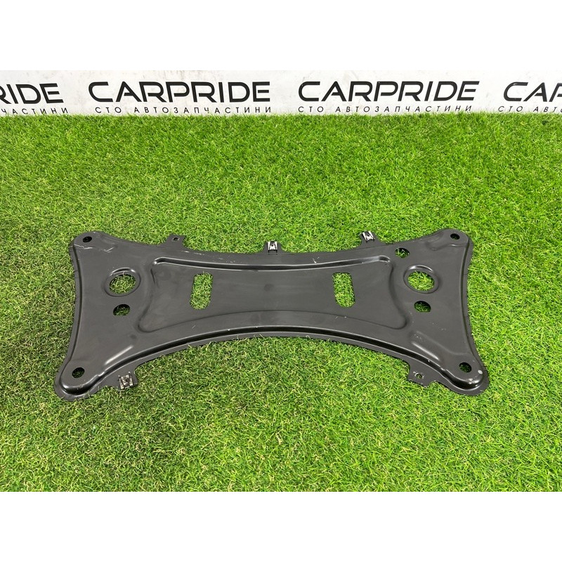 Кронштейн подрамника (подвеска) BMW X3 F25 2012 3.0 31106786944