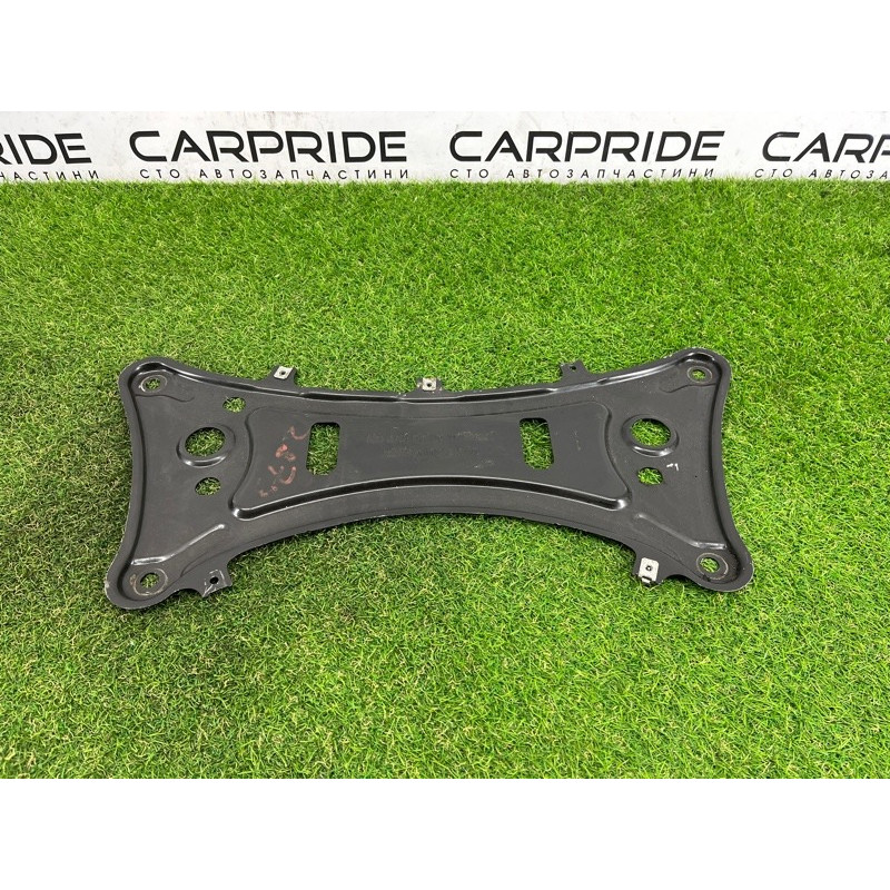 Кронштейн подрамника (подвеска) BMW X3 F25 2012 3.0 31106786944