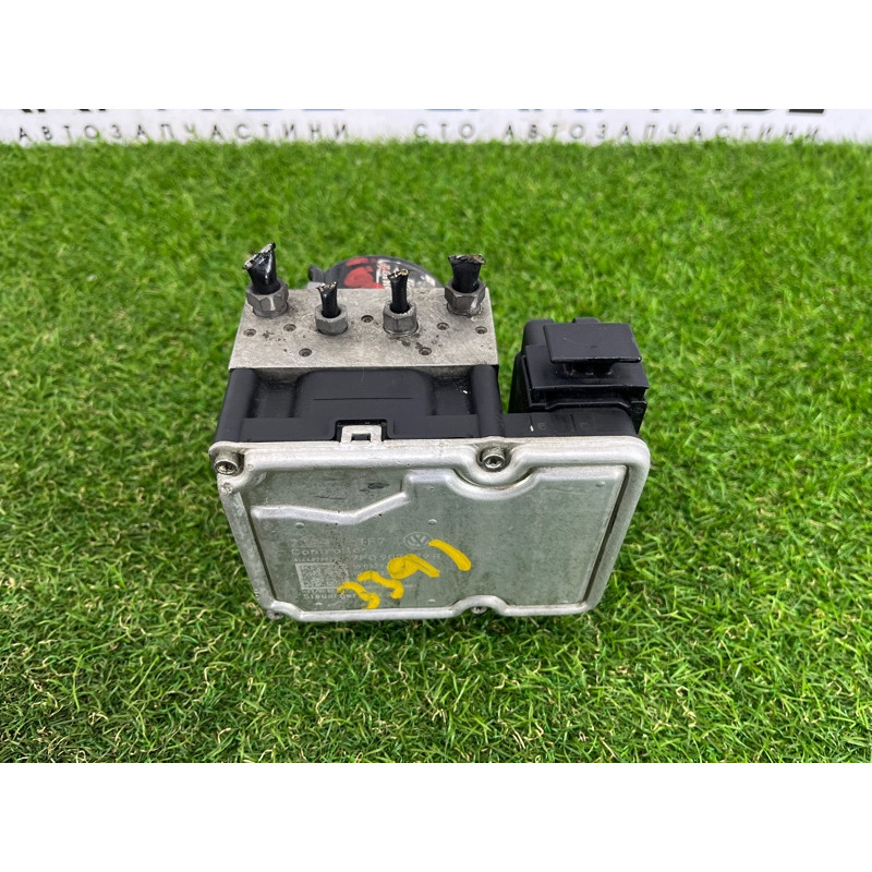 Блок ABS (гальмівна система) Volkswagen Touareg FL 2015 3.6 7P0614517R