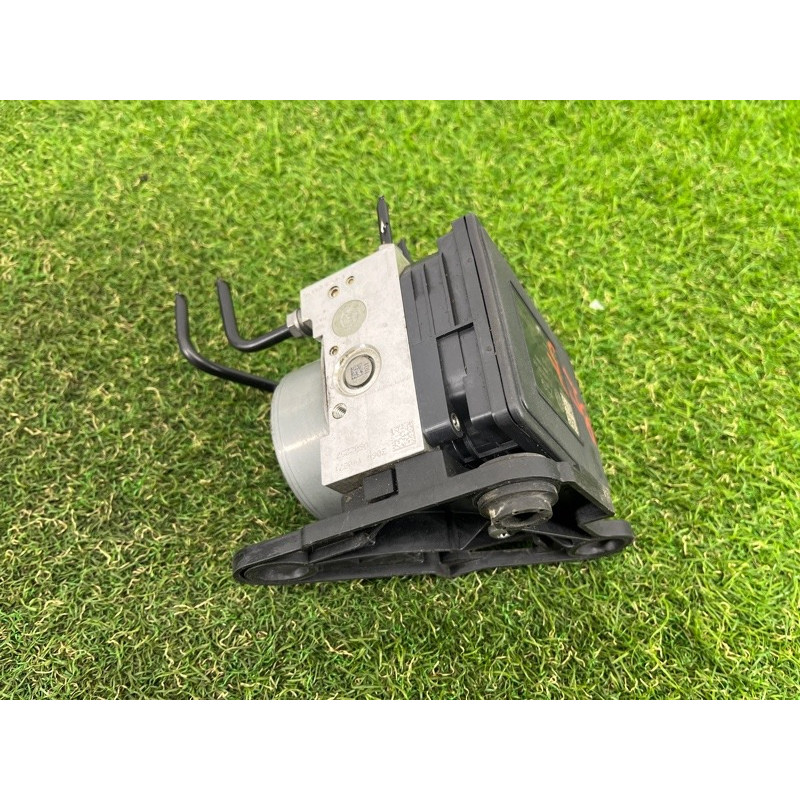 Блок abs (тормозная система) AUDI A3 8V 2015 1.8 5Q0614517T