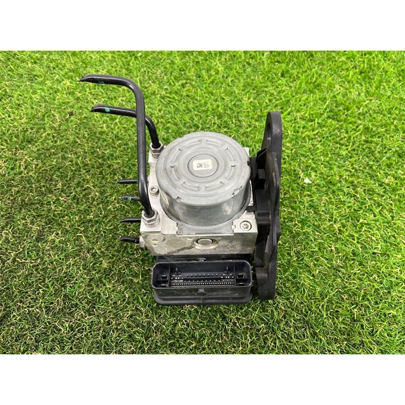 Блок abs (тормозная система) AUDI A3 8V 2015 1.8 5Q0614517T