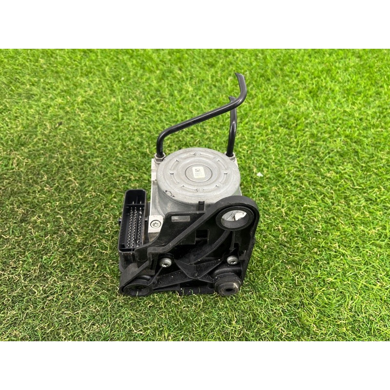 Блок abs (тормозная система) AUDI A3 8V 2015 1.8 5Q0614517T