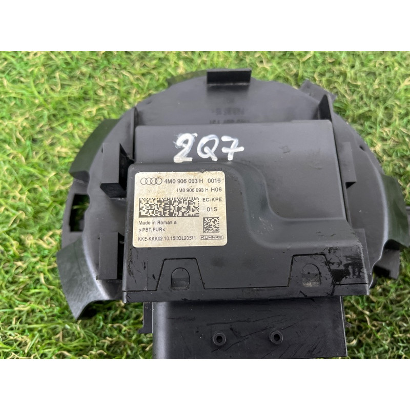 Блок управления топливным насосом (электрика / блок управления) AUDI Q7 4M 2017 3.0 TFSi CREC 4M0906093H