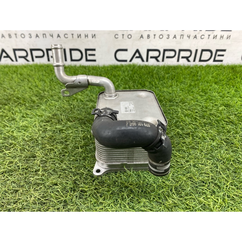 Радиатор масляный (система охлаждения) AUDI A8 D4 2011 4,2 079117015P