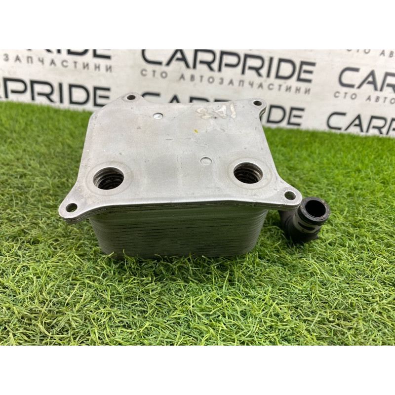 Радиатор масляный (система охлаждения) AUDI A8 D4 2011 4,2 079117015P