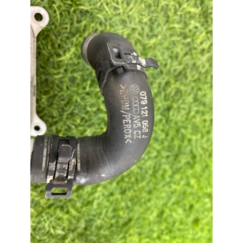 Радиатор масляный (система охлаждения) AUDI A8 D4 2011 4,2 079117015P