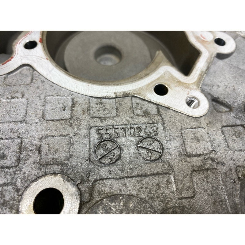 Передняя крышка мотора (двигатель и элементы) CHEVROLET Volt 1 2012 1.4 55581013