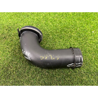 Патрубок воздушного фильтра