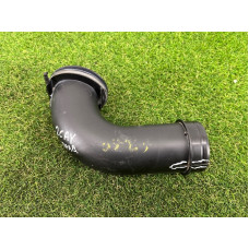 Патрубок воздушного фильтра