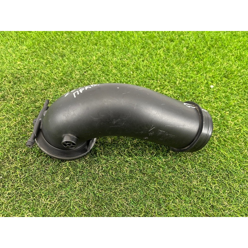 Патрубок воздушного фильтра (впускная система) PORSCHE CAYENNE 958 2012 4.8 95811011400