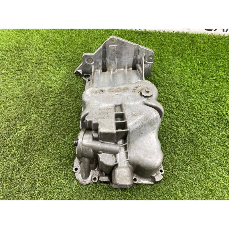 Поддон двигателя (двигатель и элементы) CHEVROLET Volt 1 2012 1.4 55573108