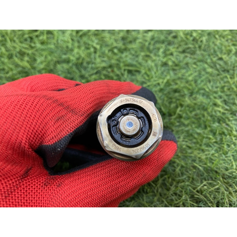 Клапан фазорегулятора (электрика двигателя) CHEVROLET Volt 1 2012 1.4 55562224