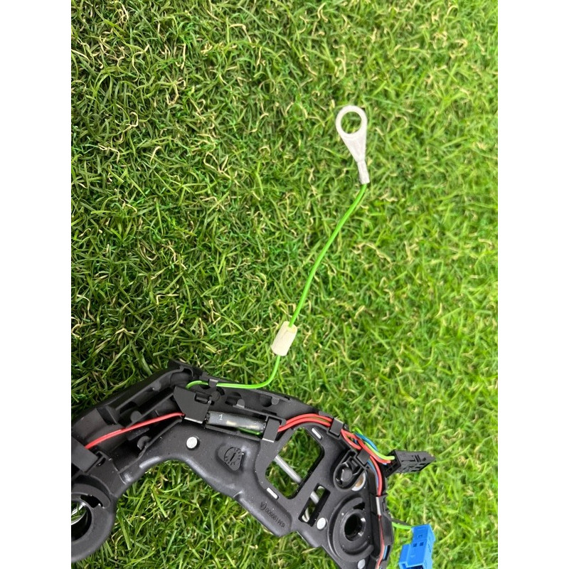 Пластина звукового сигналу (електрика) BMW 5-series G30 2017 2.0 B46B20 32306884004