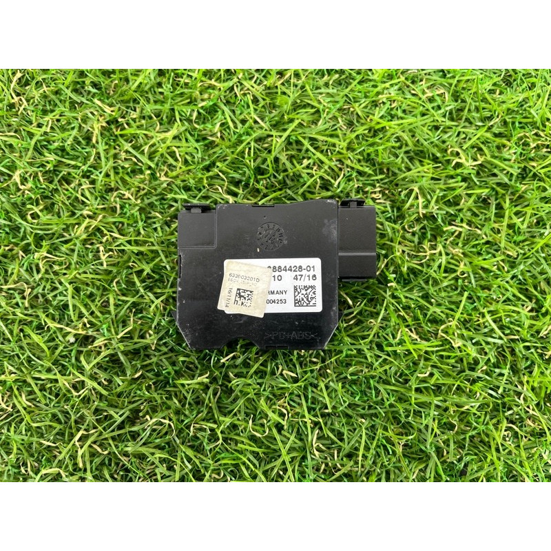 Блок управління мультирулем (електрика / блок управління) BMW 5-series G30 2017 2.0 B46B20 32306884428