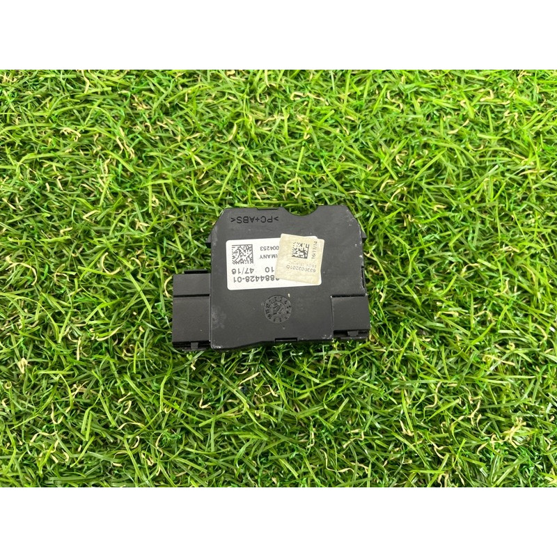 Блок управління мультирулем (електрика / блок управління) BMW 5-series G30 2017 2.0 B46B20 32306884428