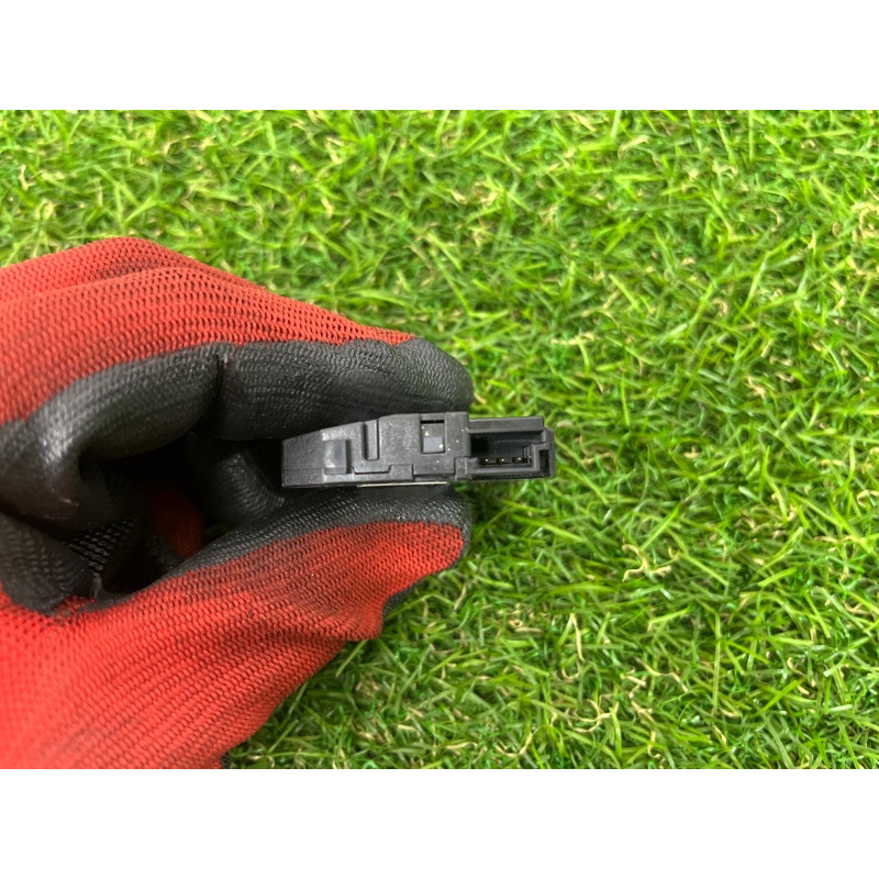 Блок управління мультирулем (електрика / блок управління) BMW 5-series G30 2017 2.0 B46B20 32306884428