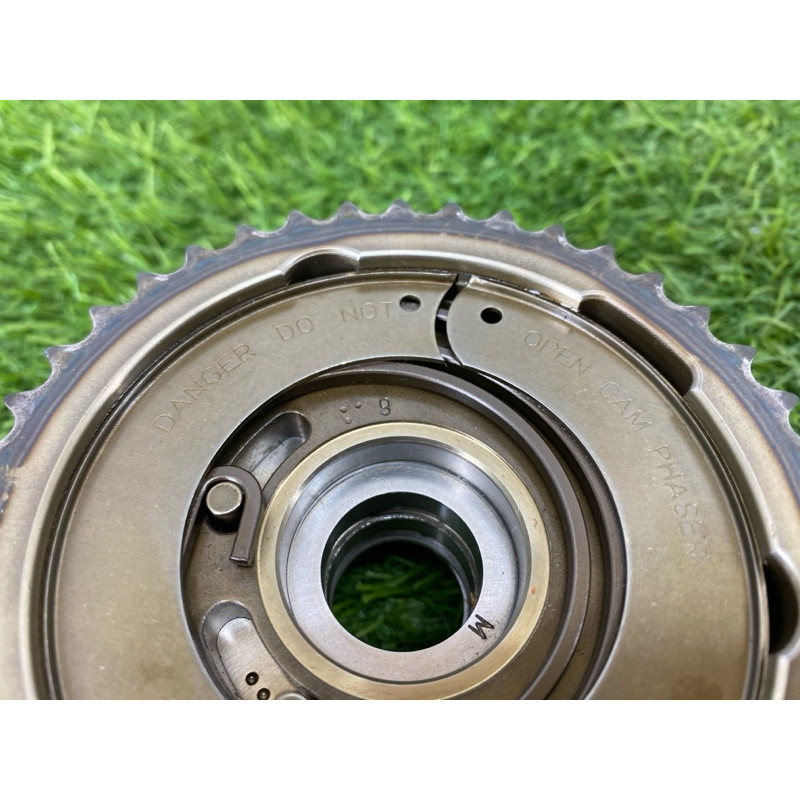 Шестерня впускного распредвала (двигатель и элементы) CHEVROLET Volt 1 2012 1.4 55562222