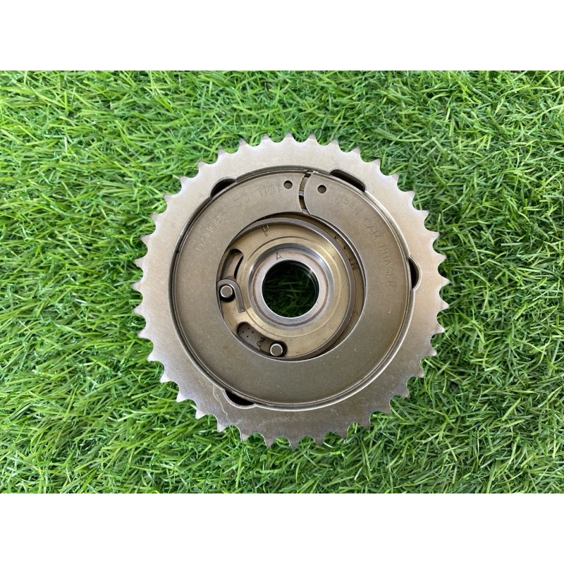 Шестерня выпускного распредвала (двигатель и элементы) CHEVROLET Volt 1 2012 1.4 55570268