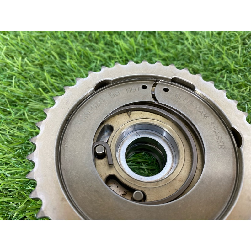 Шестерня выпускного распредвала (двигатель и элементы) CHEVROLET Volt 1 2012 1.4 55570268