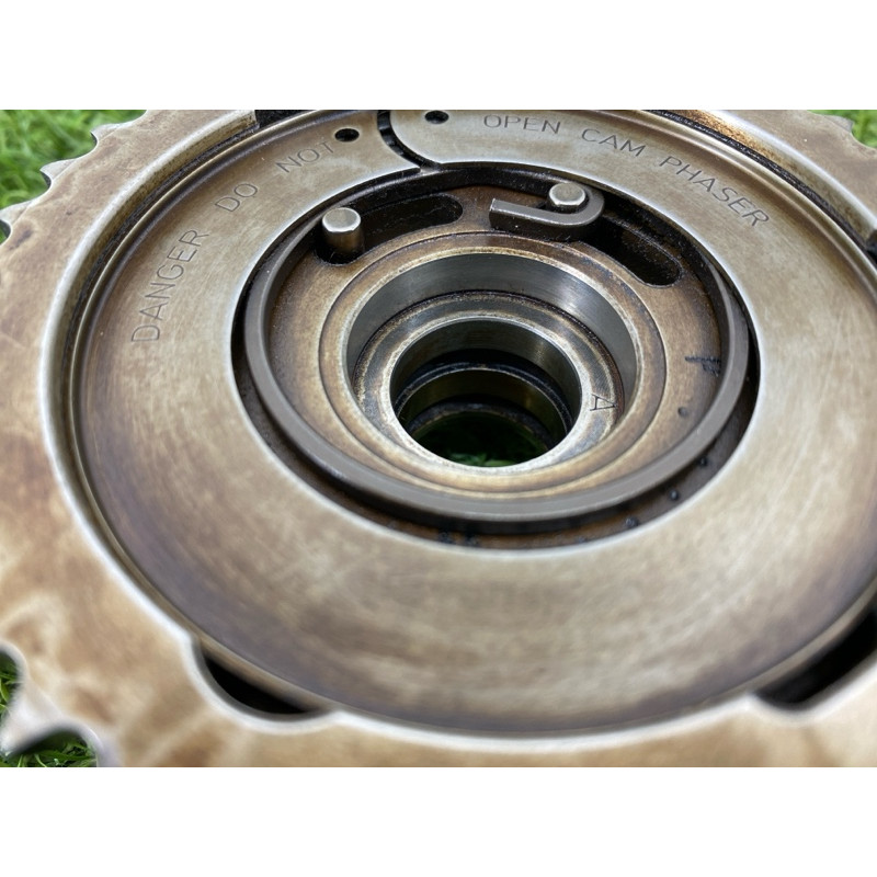 Шестерня выпускного распредвала (двигатель и элементы) CHEVROLET Volt 1 2012 1.4 55570268