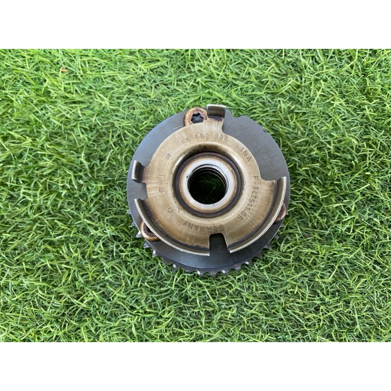 Шестерня выпускного распредвала (двигатель и элементы) CHEVROLET Volt 1 2012 1.4 55570268