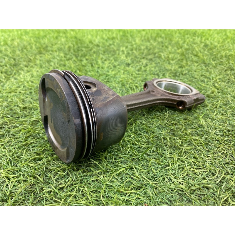 Поршень с шатуном (двигатель и элементы) CHEVROLET Volt 1 2012 1.4 55571061