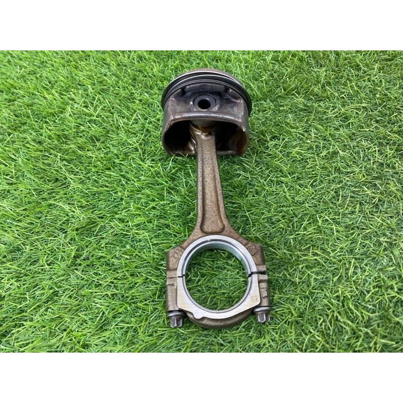 Поршень с шатуном (двигатель и элементы) CHEVROLET Volt 1 2012 1.4 55571061