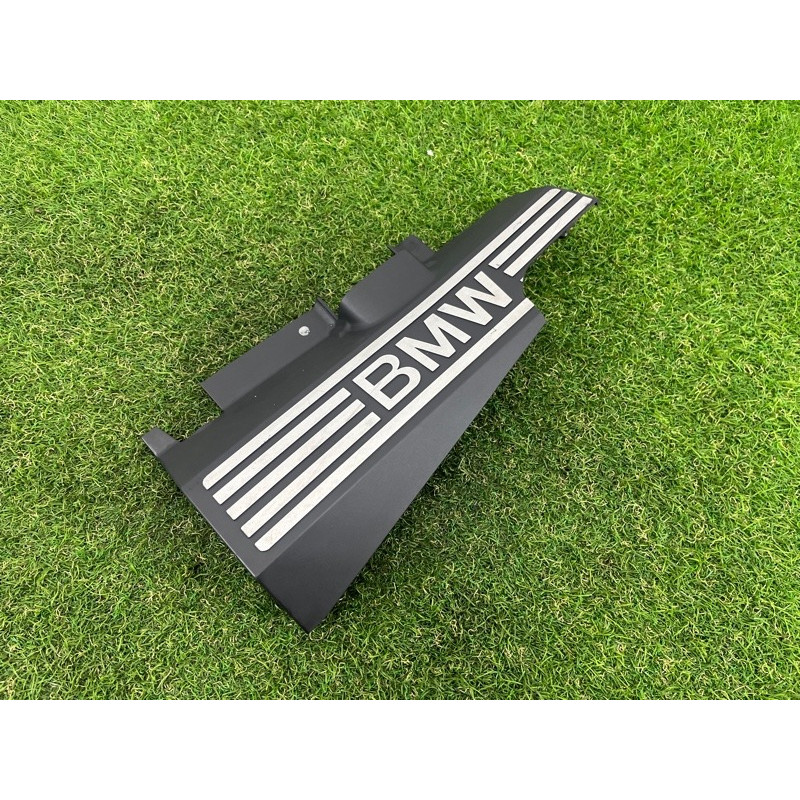 Декоративная крышка двигателя (двигатель и элементы) BMW X5 E70 2008 4.8 N62/TU 11127524708