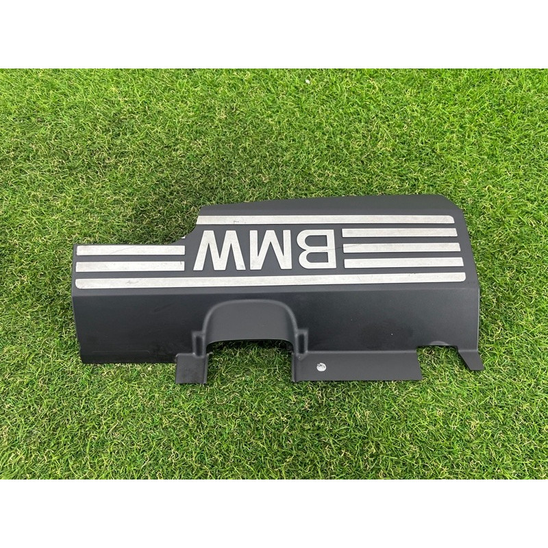 Декоративная крышка двигателя (двигатель и элементы) BMW X5 E70 2008 4.8 N62/TU 11127524708