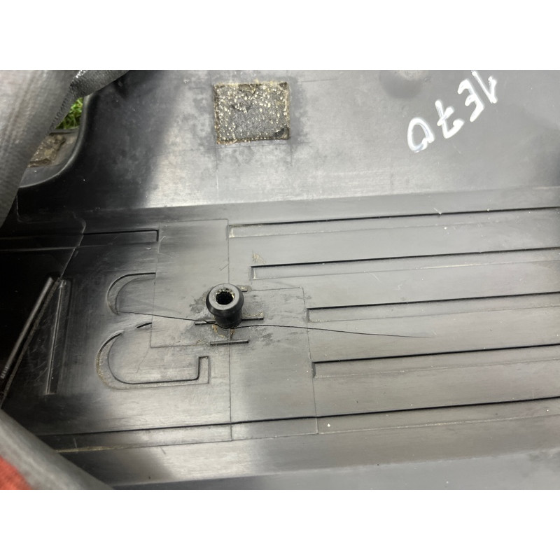 Декоративная крышка двигателя (двигатель и элементы) BMW X5 E70 2008 4.8 N62/TU 11127524708