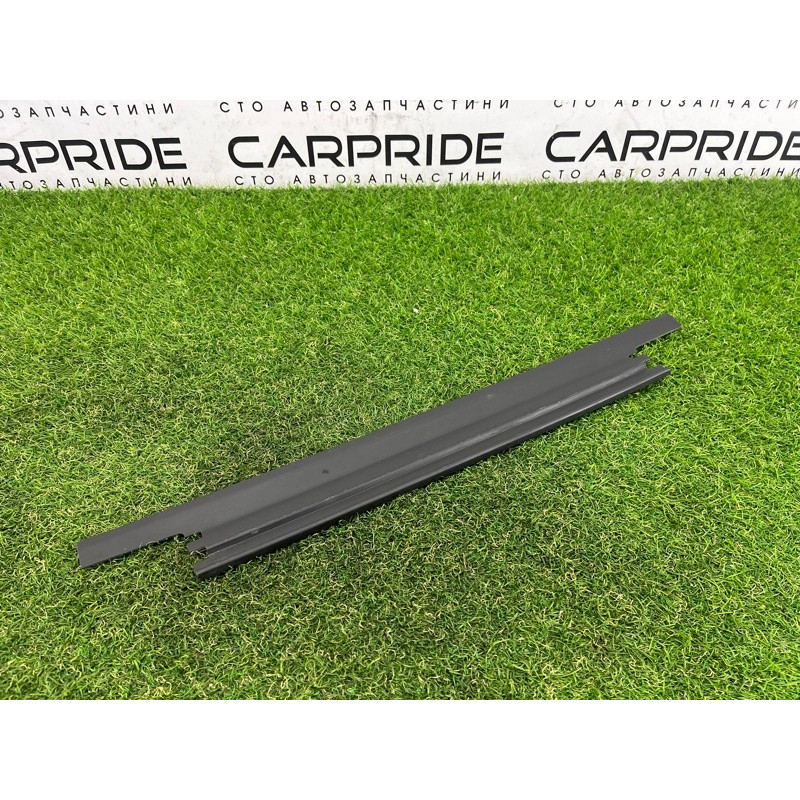 Уплотнитель радиатора (кузов и элементы) BMW 2-series F22 2015 2.0 17517600544