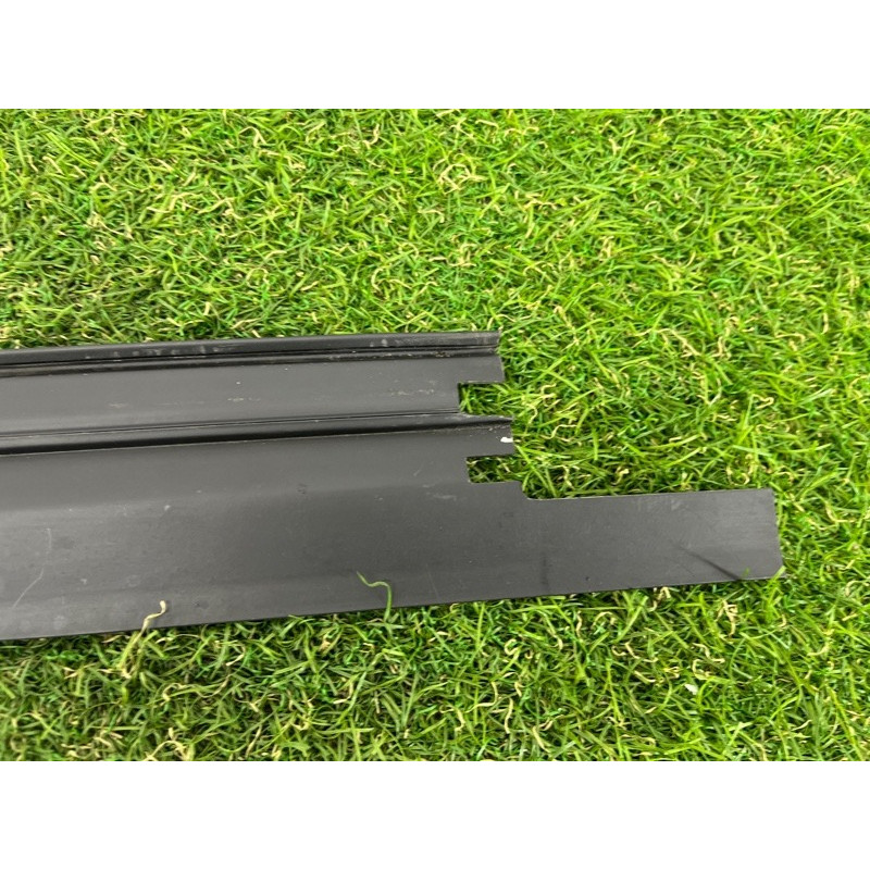 Уплотнитель радиатора (кузов и элементы) BMW 2-series F22 2015 2.0 17517600544