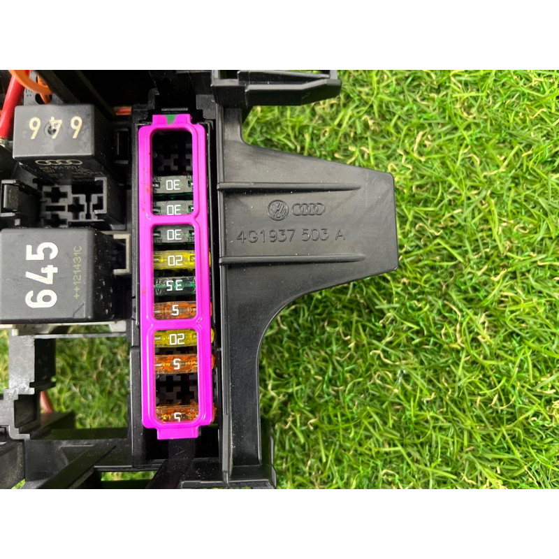 Блок предохранителей (электрика) AUDI A7 4G 2013 3.0 CGXB 4G1937503A