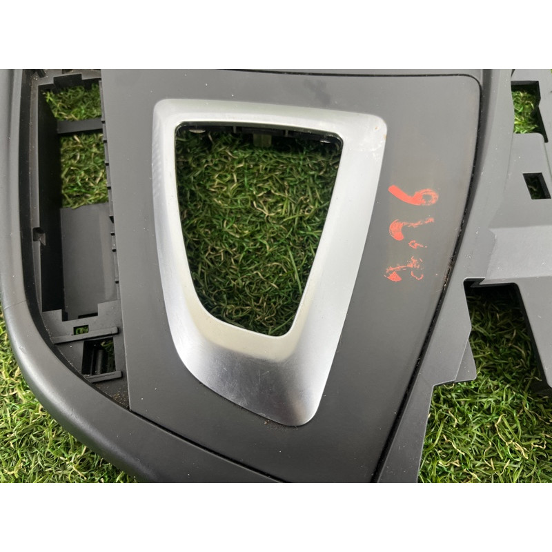 Декоративная накладка центральной консоли (салон) BMW 2-series F22 2015 2.0 51169230726