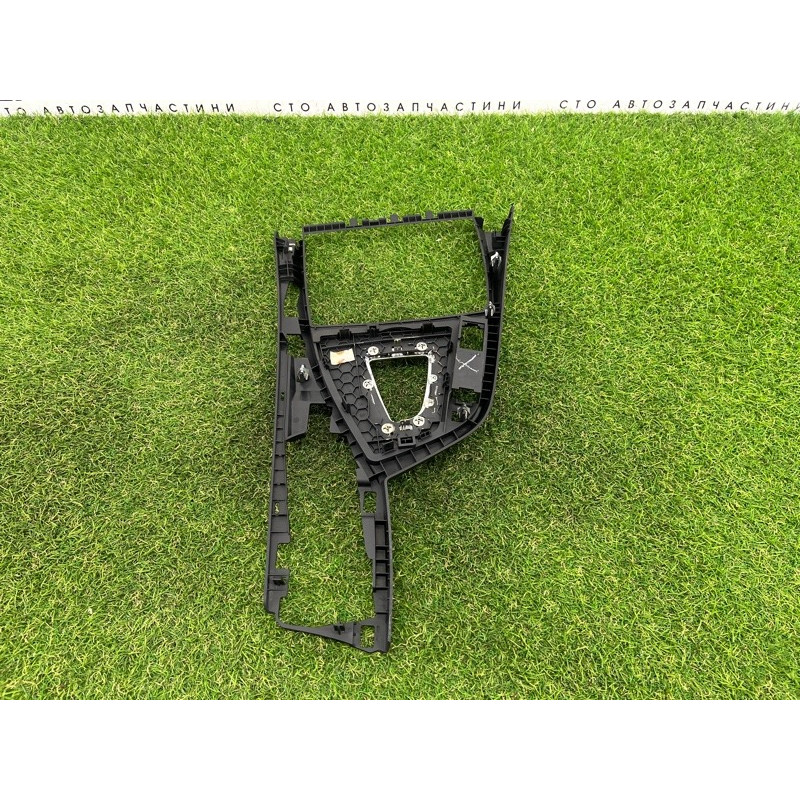 Декоративная накладка центральной консоли (салон) BMW 2-series F22 2015 2.0 51169230726