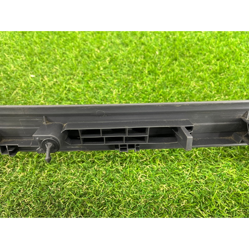 Накладка на поріг (кузов і елементи) Volkswagen Amarok 2H 2012 2.0 tdi 2H0863726D71N