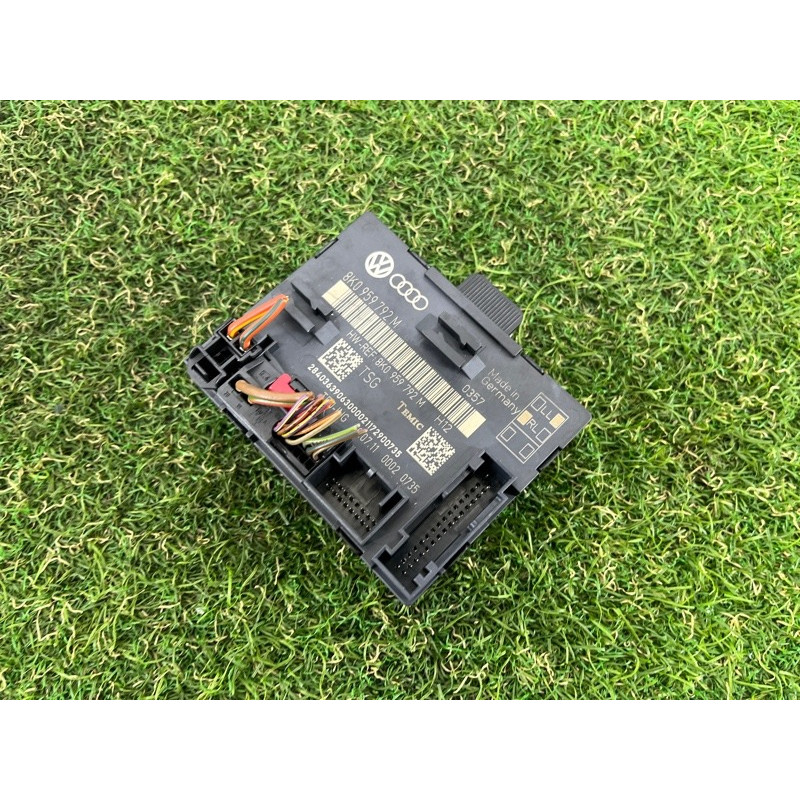 Блок управления дверьми (электрика / блок управления) AUDI Q5 8R 2012 3.2 CALB 8K0959792M