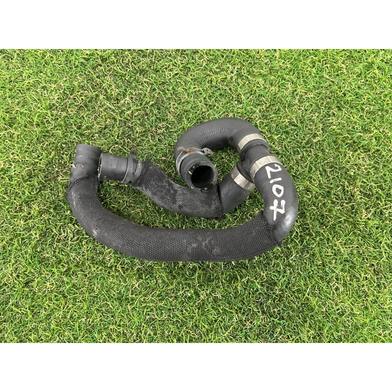 Патрубок (система охлаждения) AUDI A7 4G 2013 3.0 CGXB 06E121030B