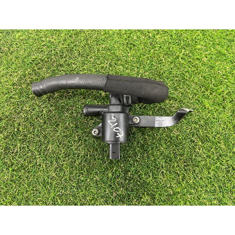 Патрубок (система охлаждения) AUDI A7 4G 2013 3.0 CGXB 4G0121056L