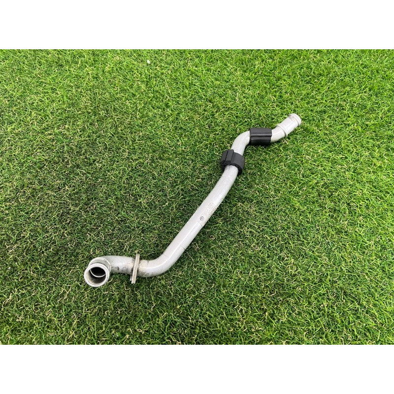 Трубка системи охолодження (система охолодження) Volkswagen Touareg NF 2012 3.0 7P0819911D