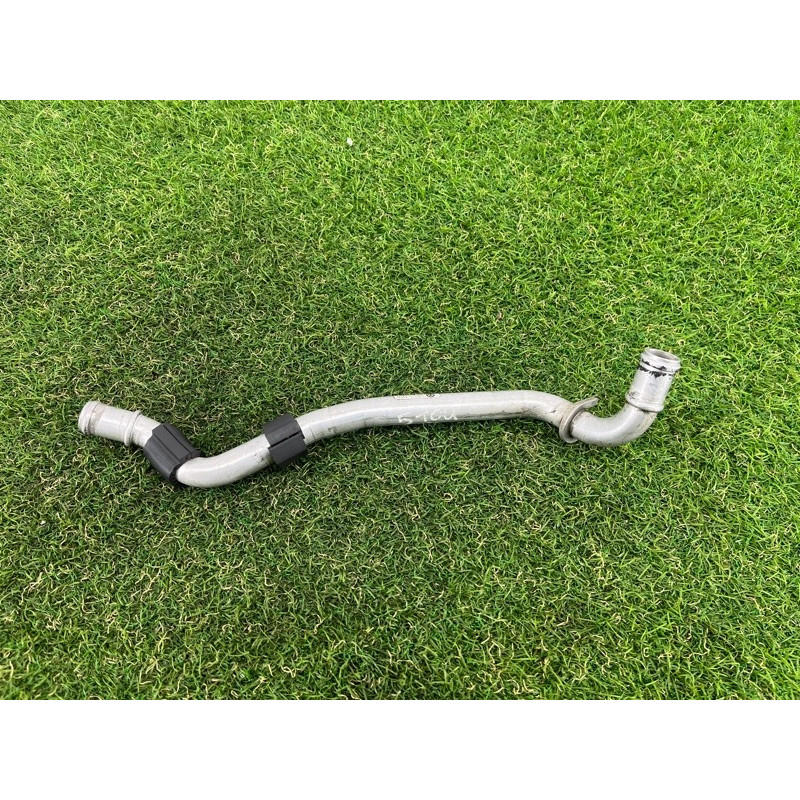 Трубка системи охолодження (система охолодження) Volkswagen Touareg NF 2012 3.0 7P0819911D