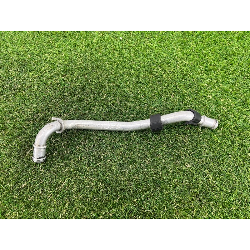 Трубка системи охолодження (система охолодження) Volkswagen Touareg NF 2012 3.0 7P0819911D