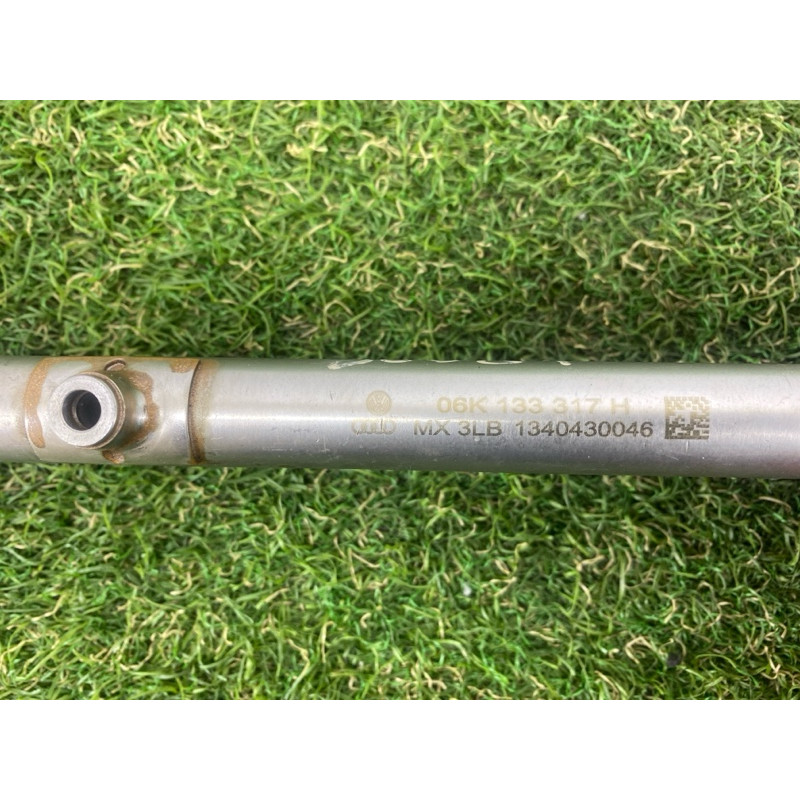 Топливная рампа (топливная система) Volkswagen Passat B7 2014 1.8 06K133317H