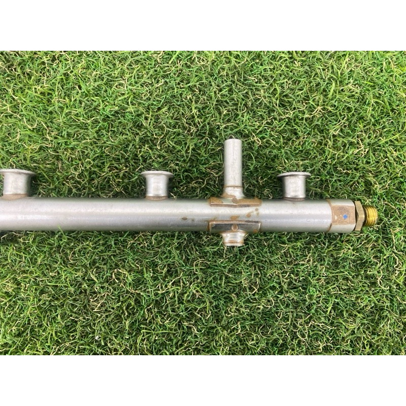 Топливная рампа (топливная система) Volkswagen Passat B7 2014 1.8 06K133317H