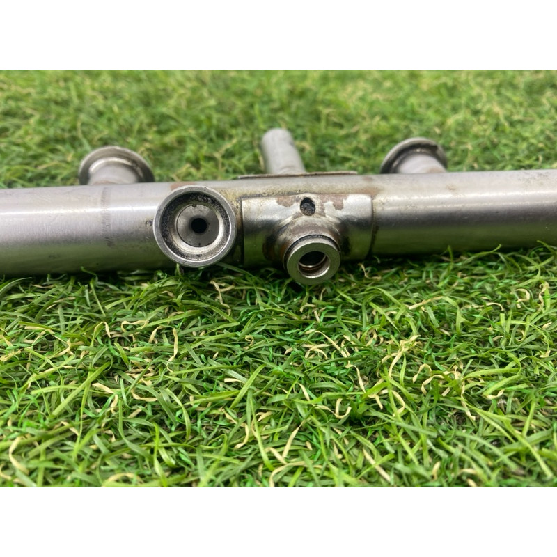 Топливная рампа (топливная система) Volkswagen Passat B7 2014 1.8 06K133317H