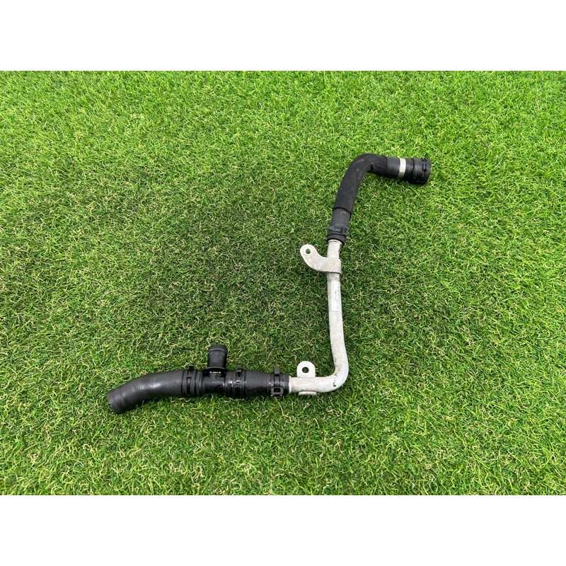 Трубка системы охлаждения (система охлаждения) AUDI A7 4G 2013 3.0 CGXB 4G0121071N