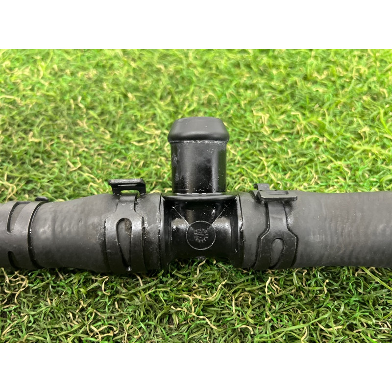 Трубка системы охлаждения (система охлаждения) AUDI A7 4G 2013 3.0 CGXB 4G0121071N