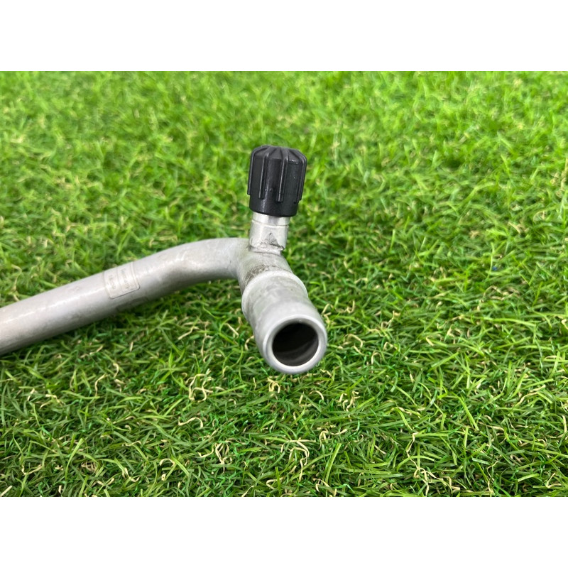 Трубка кондиционера (отопление и кондиционирование) AUDI A4 B8 2012 2.0 TFSI 8K0260707AC