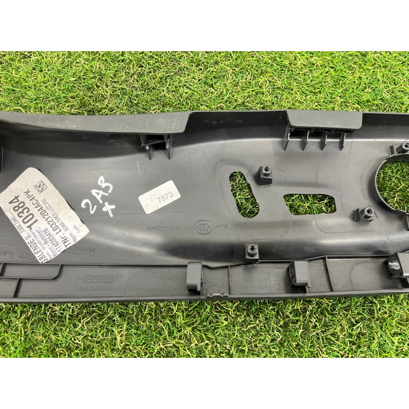 Накладка сидения (салон) AUDI A3 8V 2018 2.0 CZRA 8V0881325T4PK